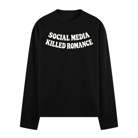No Media Only Romance Oversized Full Sleeve T-Shirt — Black t-shirt with white bold arched text reading 'SOCIAL MEDIA KILLED